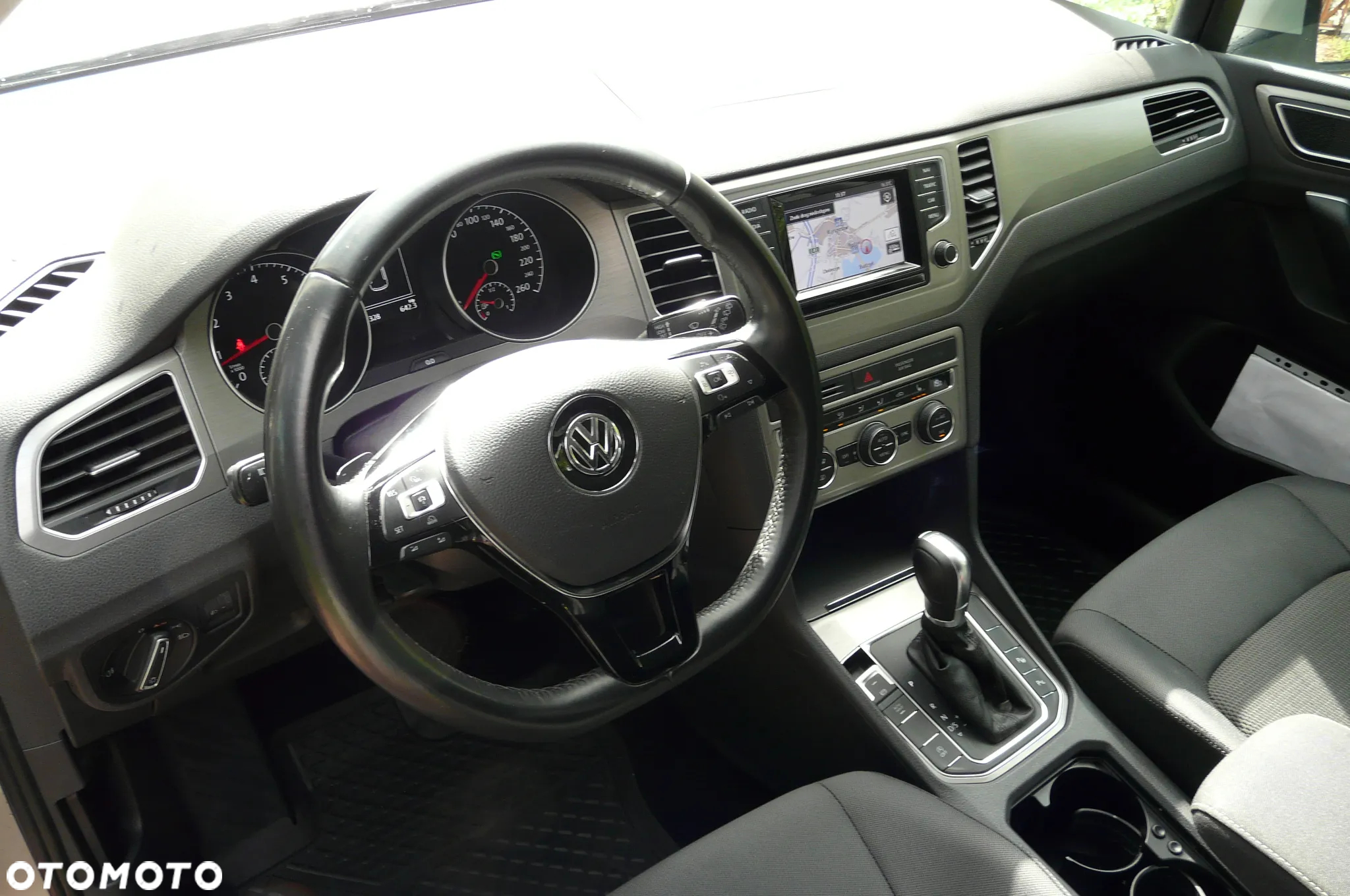 Volkswagen Golf Sportsvan 1.5 TSI ACT DSG Comfortline - 13