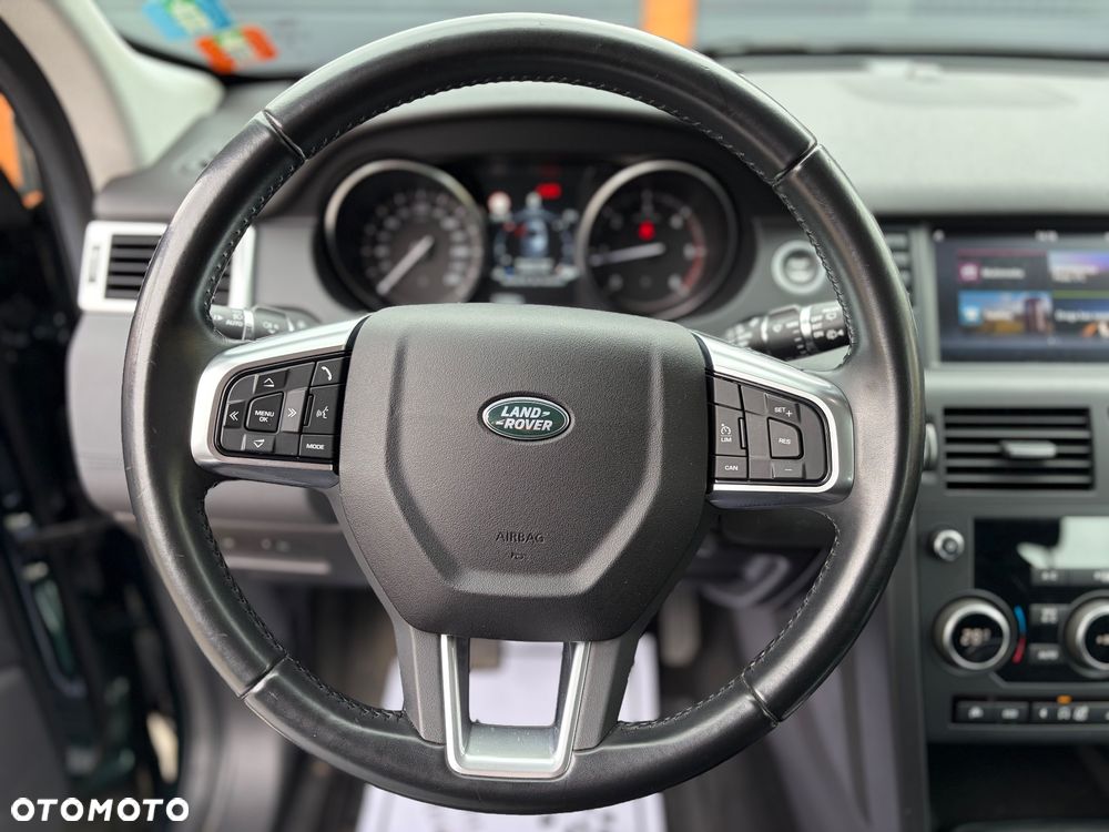 Land Rover Discovery Sport - 17