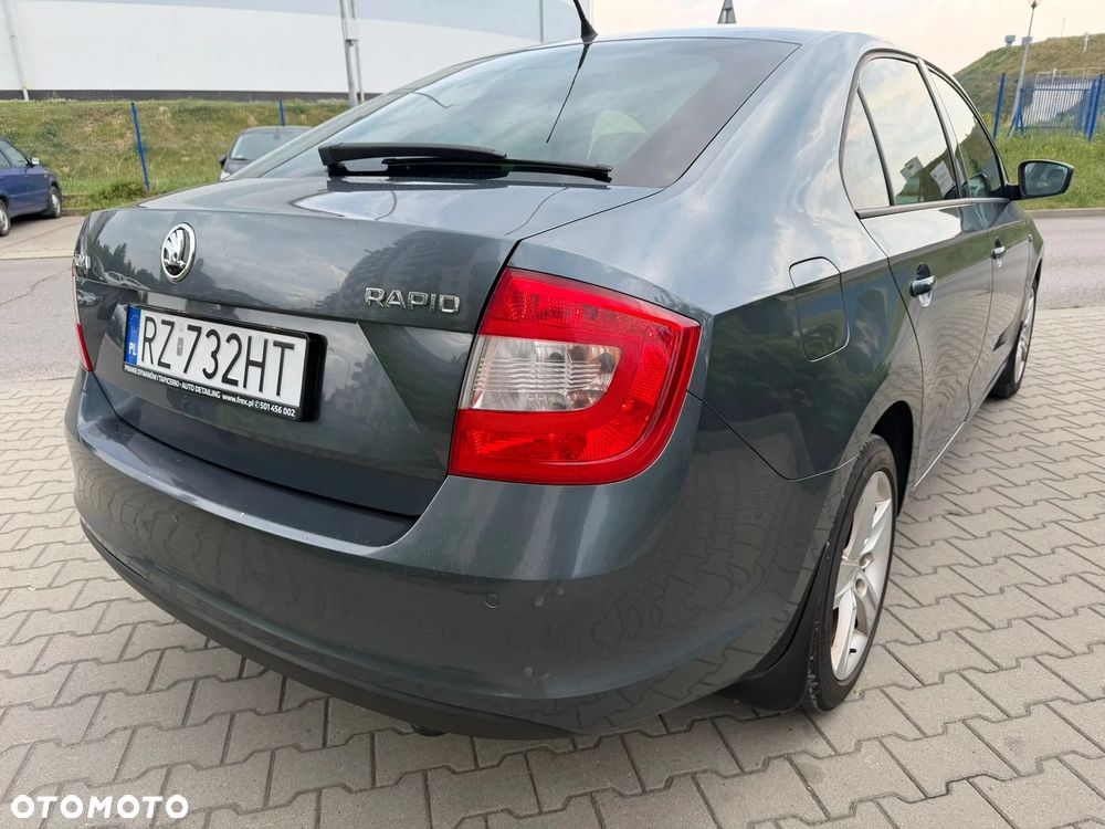 Skoda RAPID Spb 1.6 TDI DPF Elegance Max - 10