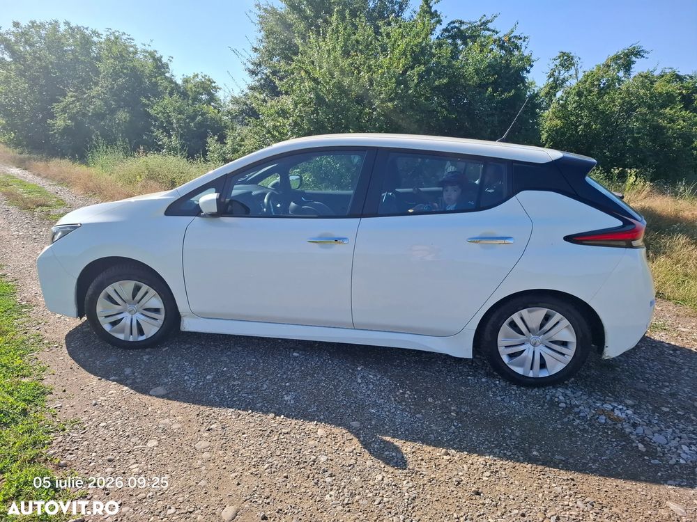Nissan LEAF N-Connecta - 14