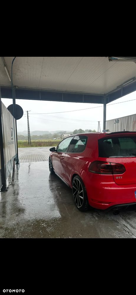 Volkswagen Golf - 17