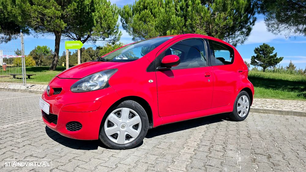 Toyota Aygo Connect - 7