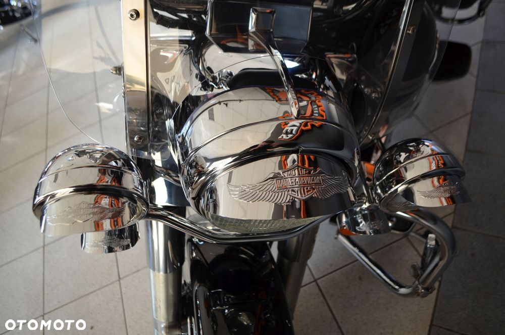 Harley-Davidson Touring Road King - 10