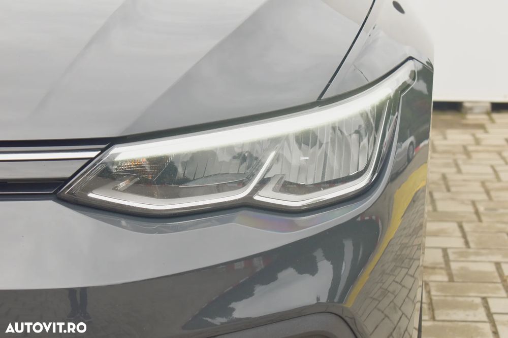 Volkswagen Golf Variant 2.0 TDI SCR DSG Life - 15