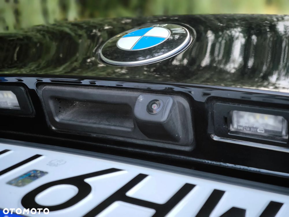 BMW Seria 2 220i mHEV - 33