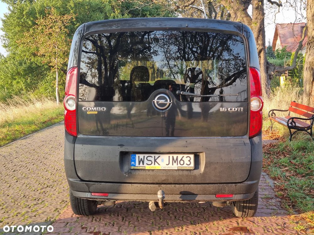 Opel Combo Tour 1.6 CDTI Cosmo - 27