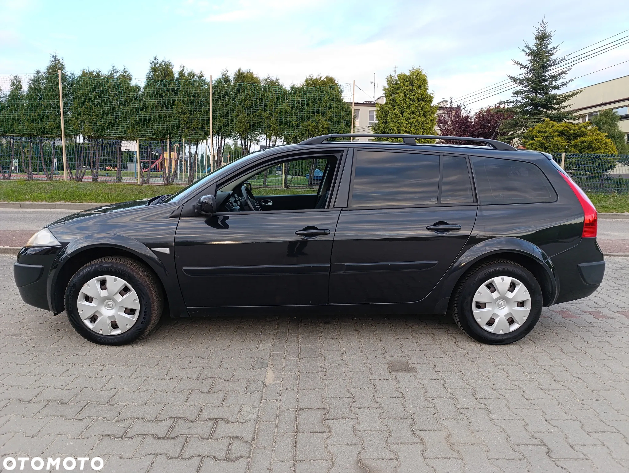 Renault Megane 1.6 Avantage - 17