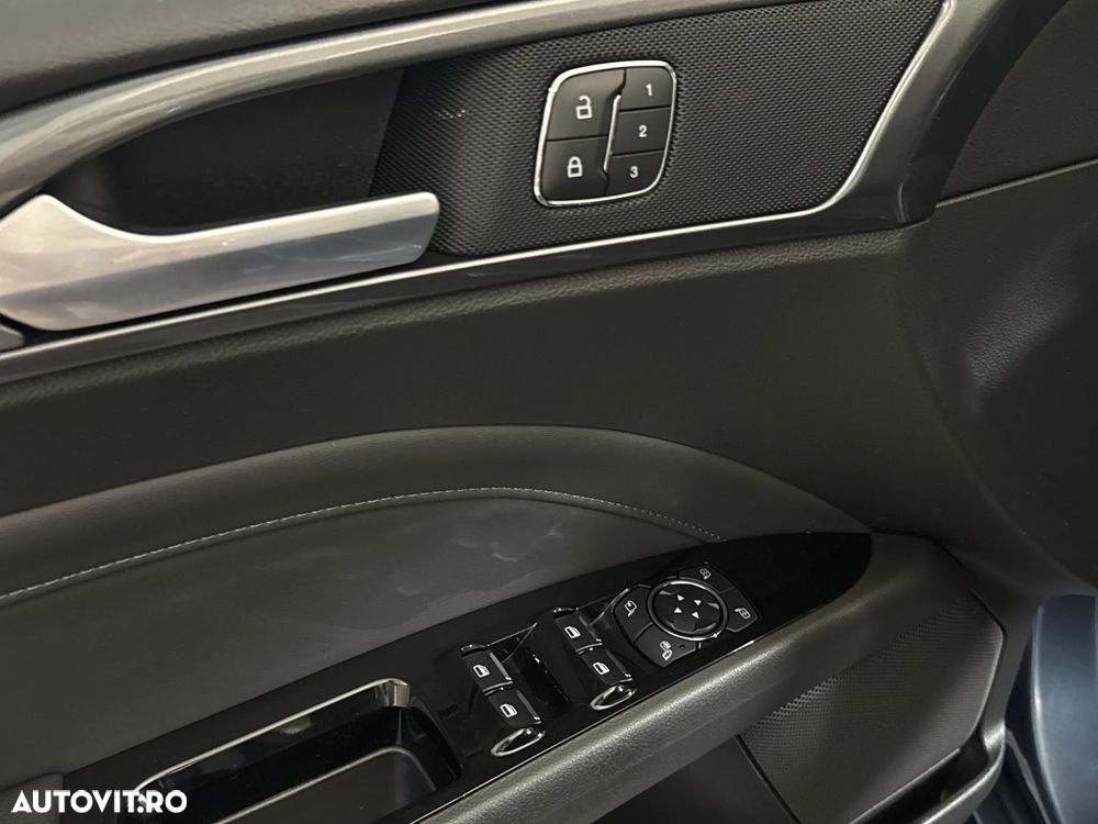 Ford Mondeo - 15