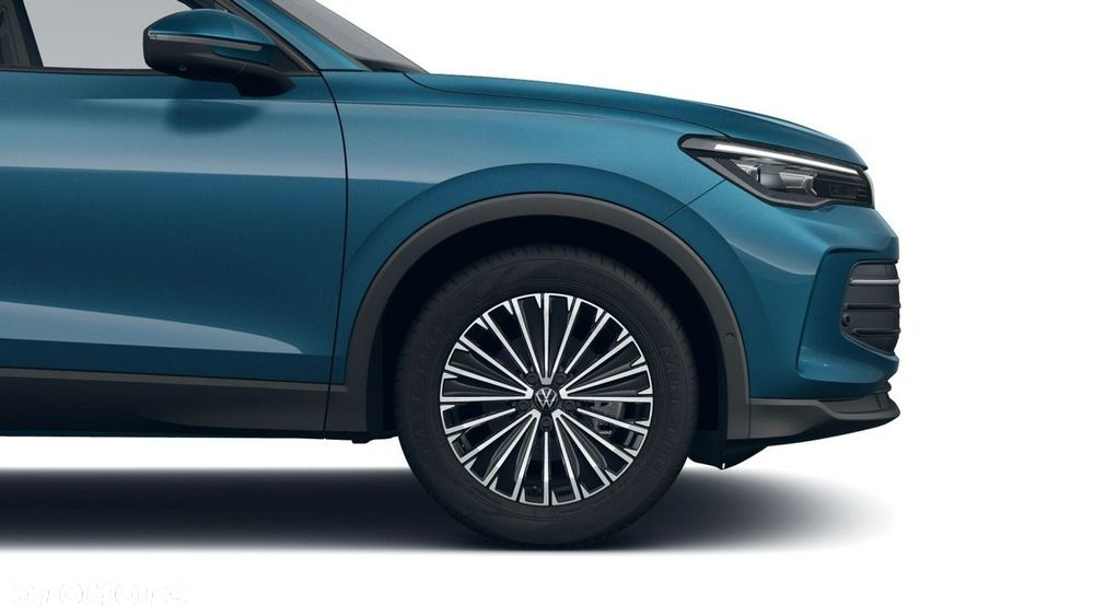 Volkswagen Tiguan - 8