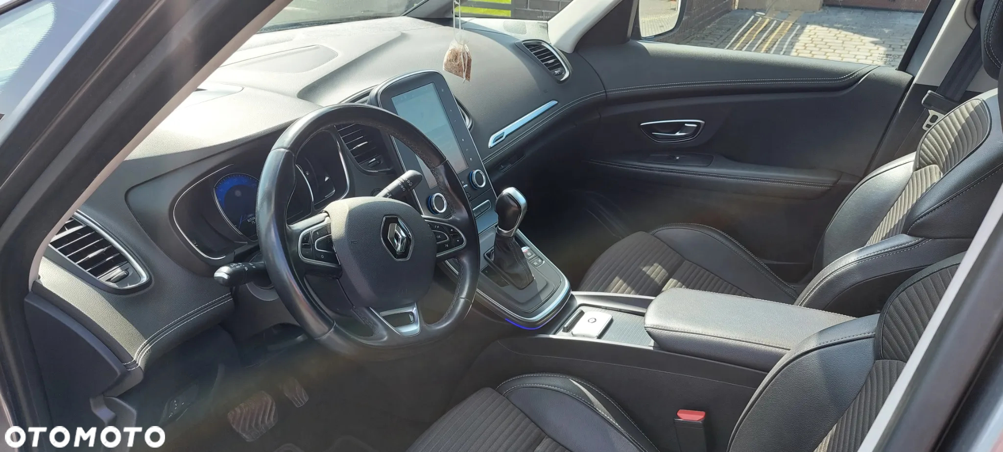 Renault Scenic 1.3 TCe Energy Intens EDC - 5