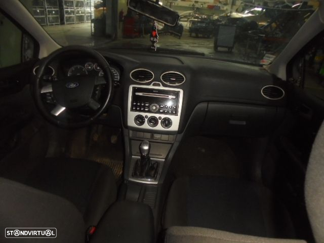 Carro MOT: GPDA GPDB GPDC HHDA HHDB FORD FOCUS 2 2006 1.6 TDCI 90CV 5P CINZA DIESEL - 7