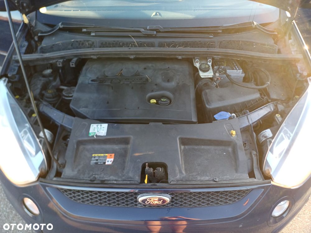 Ford S-Max - 26