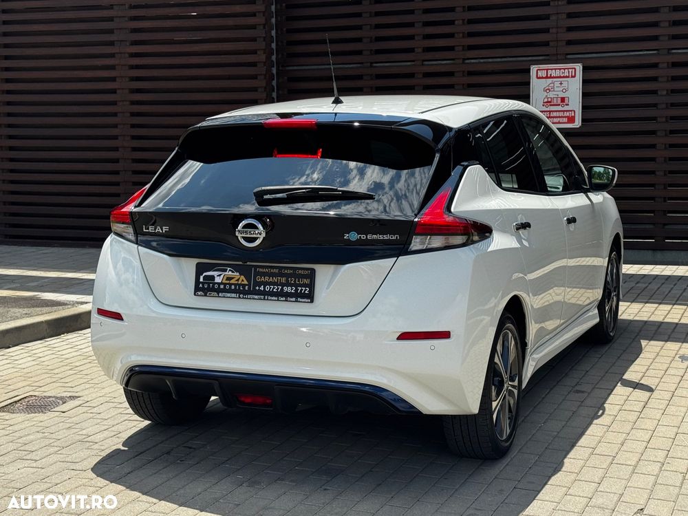 Nissan LEAF - 14