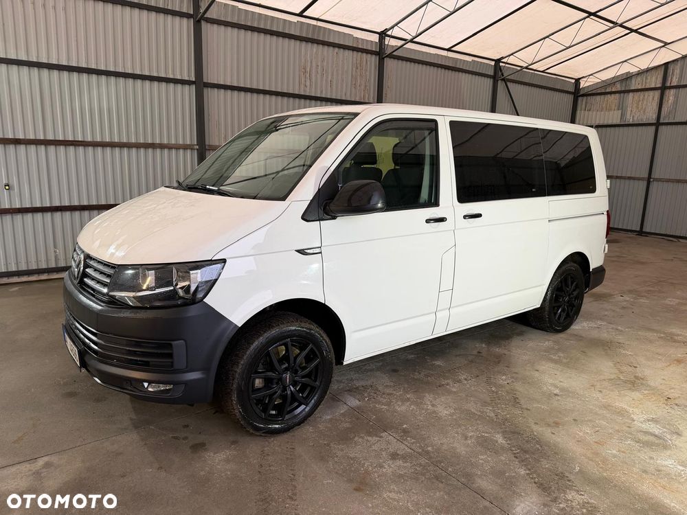 Volkswagen Transporter - 2