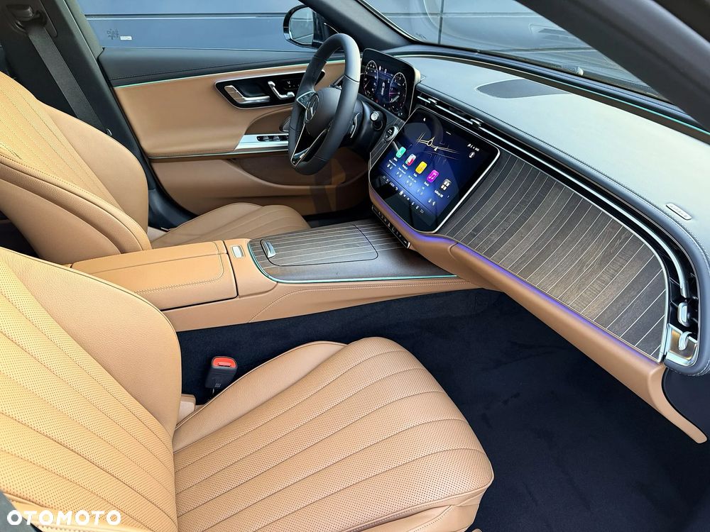 Mercedes-Benz Klasa E - 21