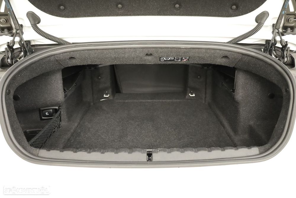 BMW 420 i Pack Desportivo M Auto - 29