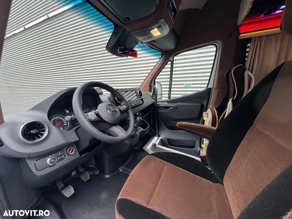 Mercedes-Benz Sprinter 517 CDI Microbuz 19+1+1 - Minibus Luxury - 12