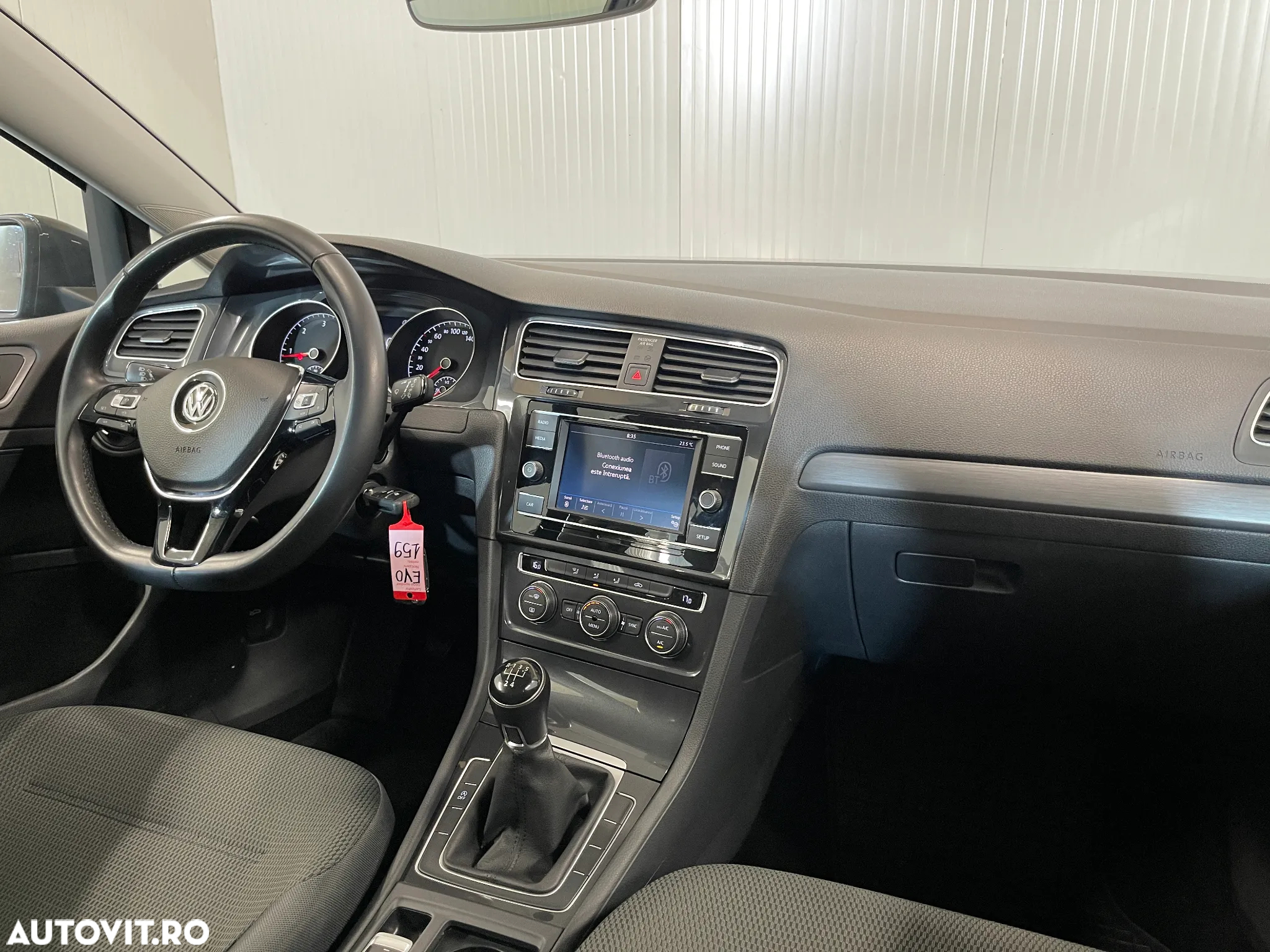 Volkswagen Golf 1.6 TDI Comfortline - 8