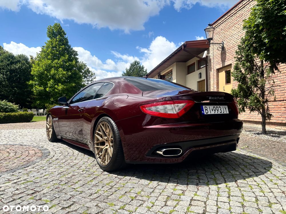 Maserati GranTurismo S - 17