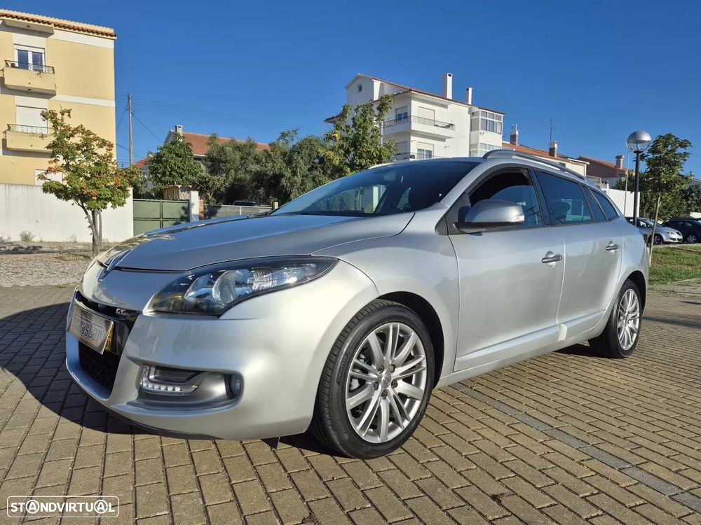 Renault Mégane Sport Tourer - 2