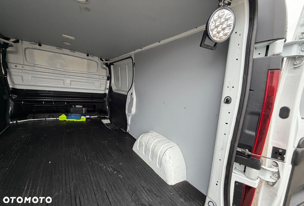 Opel VIVARO L2H1 LONG - 16