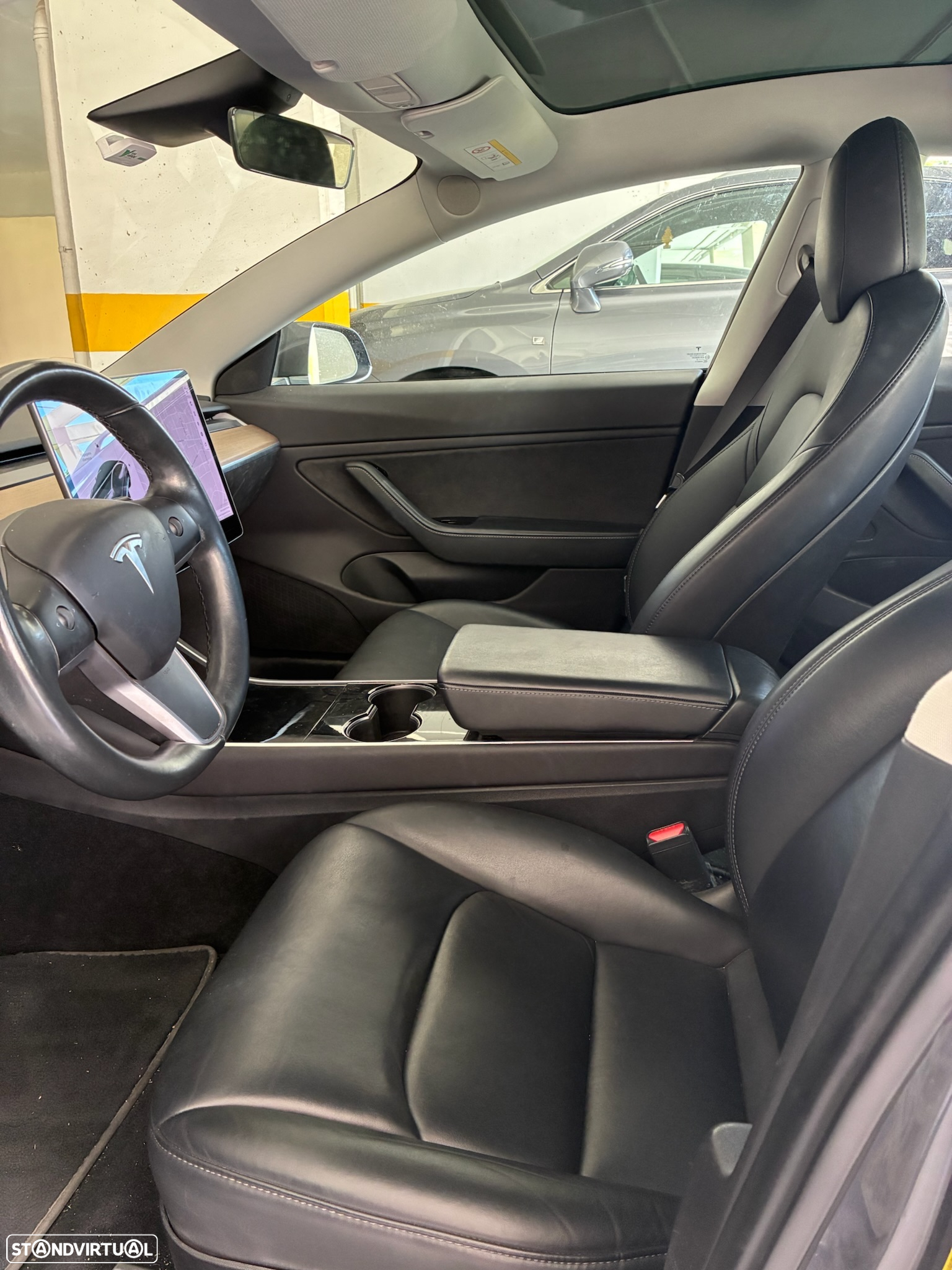 Tesla Model 3 - 4