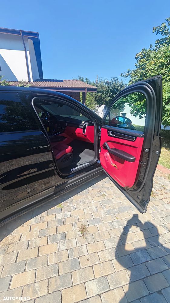 Porsche Cayenne Black Edition - 8