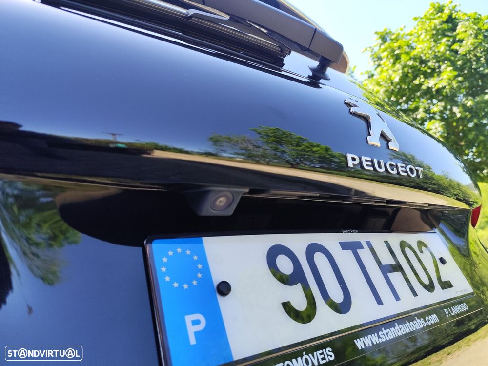Peugeot 2008 1.6 BlueHDi Style - 20