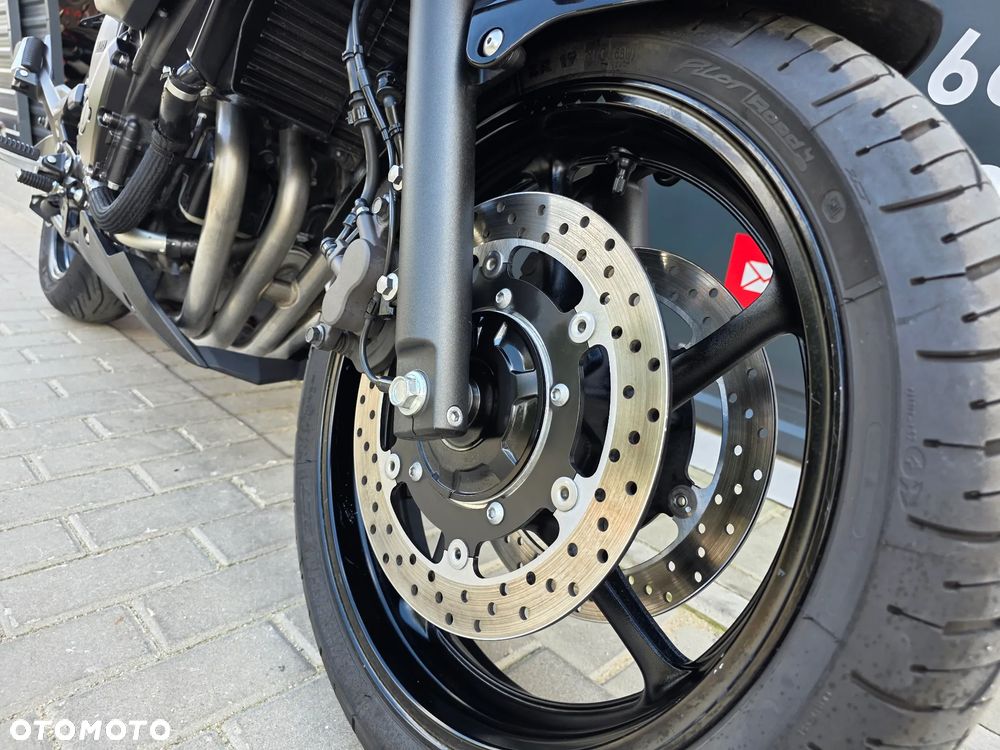 Yamaha XJ - 25