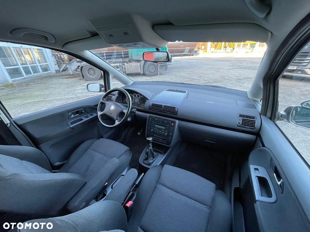 Seat Alhambra 1.8T Stella - 11