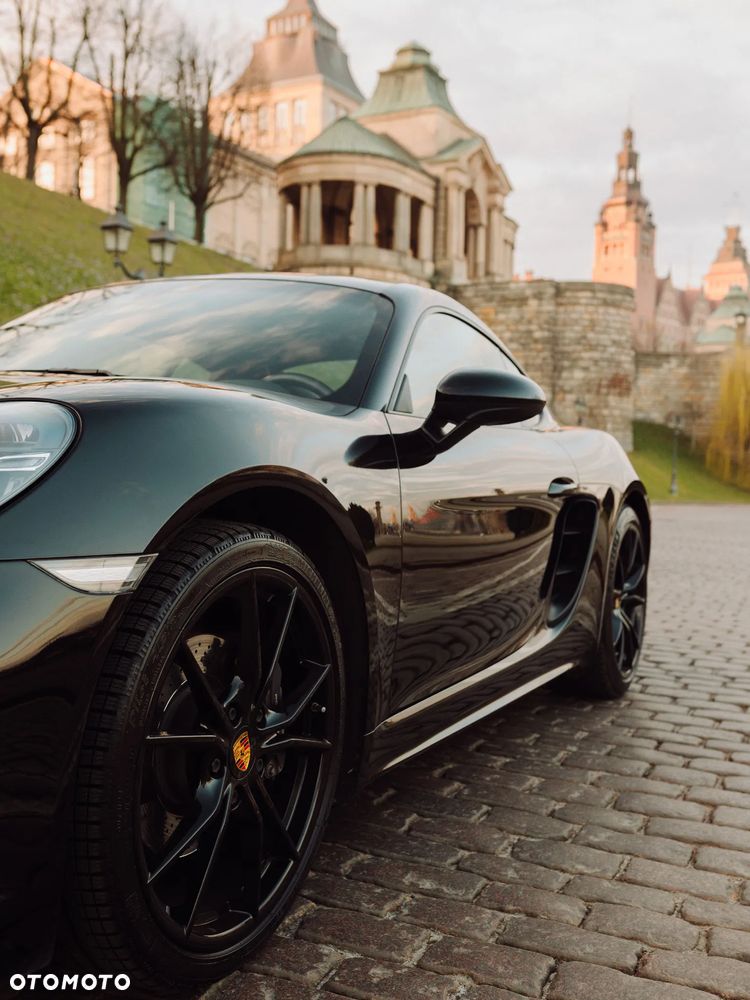 Porsche 718 Cayman GPF PDK - 3