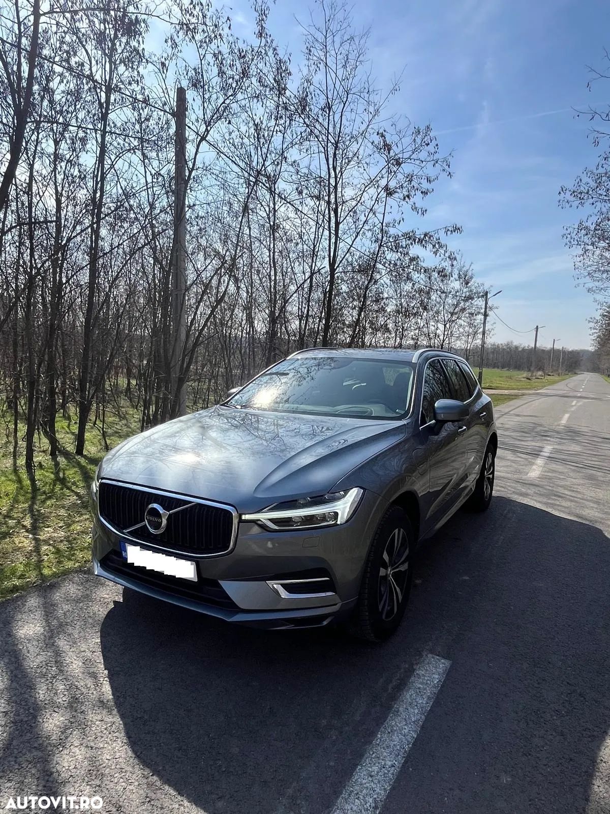 Volvo XC 60 T8 Twin Engine AWD Momentum - 1