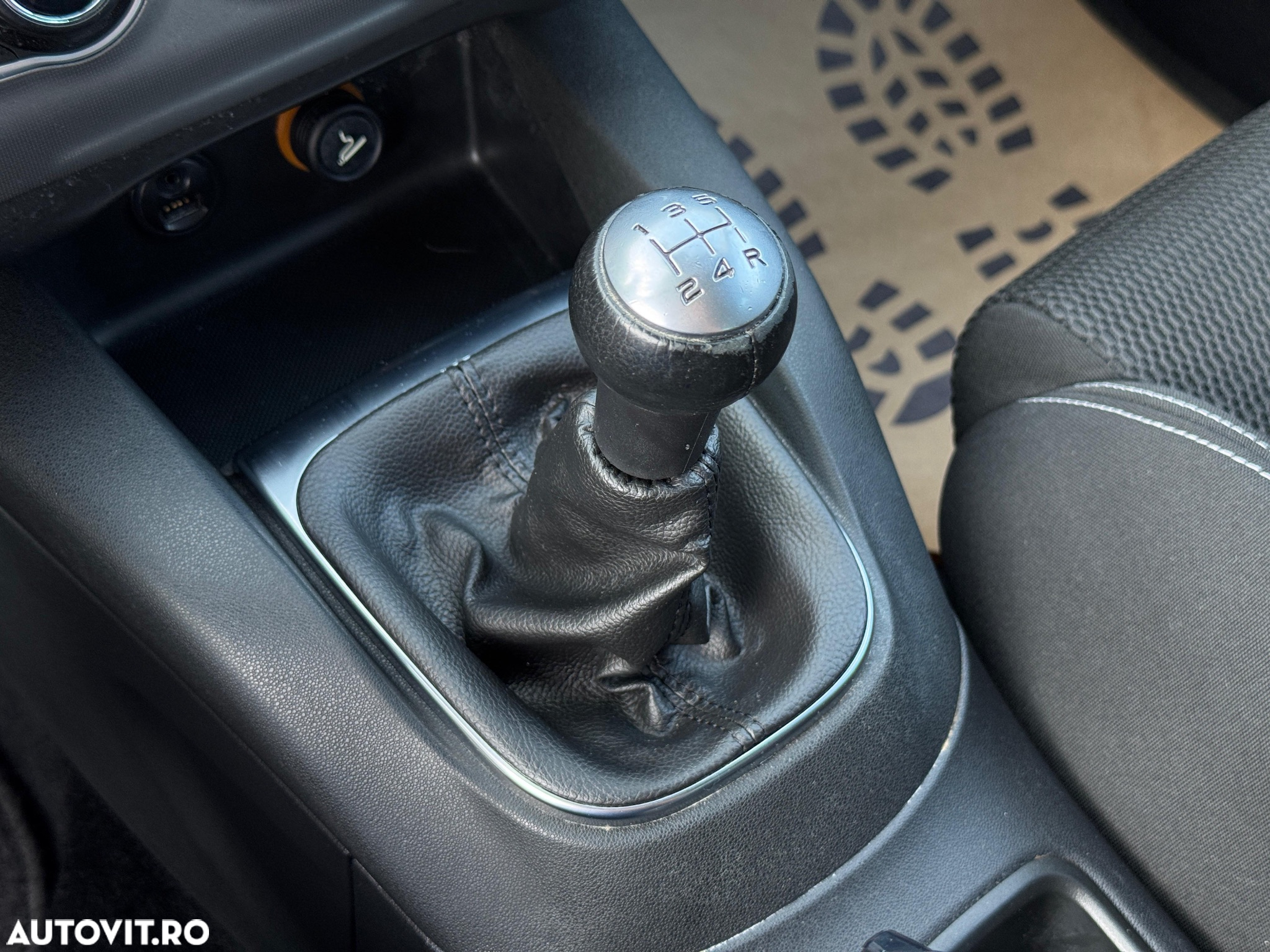 Citroën C4 PureTech 110 Selection - 29