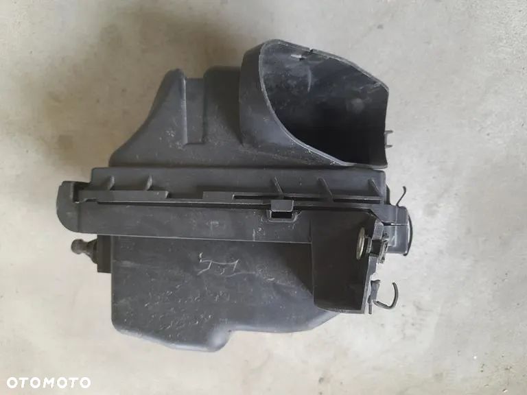 obudowa filtra powietrza Nissan JUKE F15 1KT1A - 4