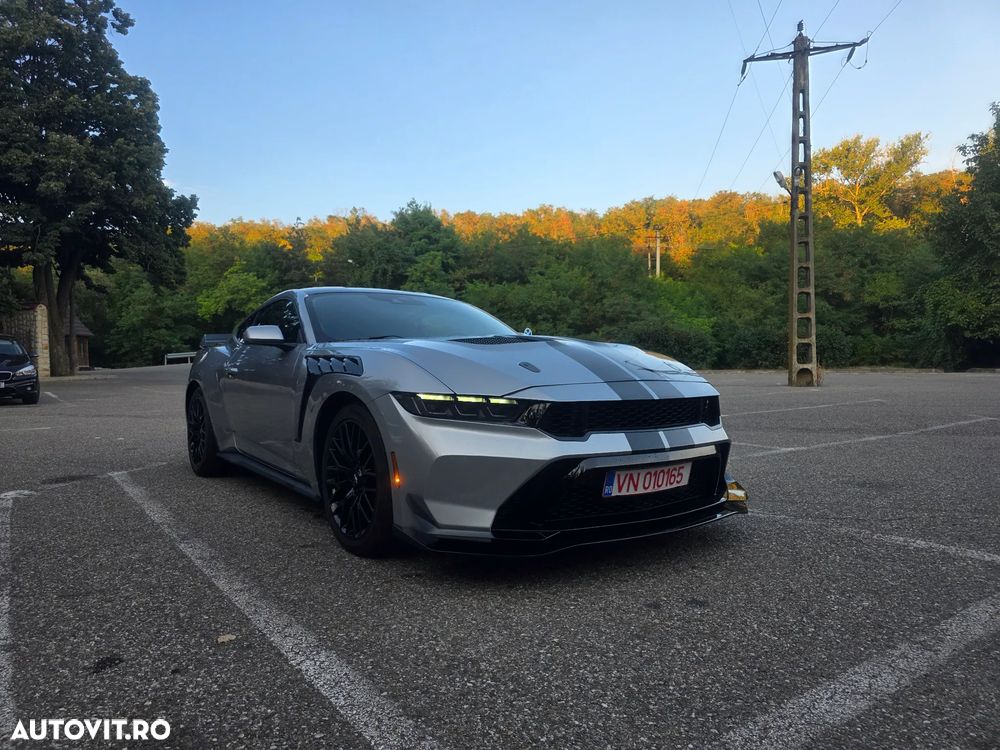Ford Mustang - 9