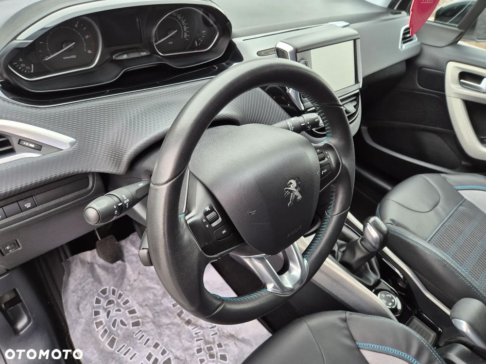 Peugeot 2008 1.6 BlueHDi Allure - 29