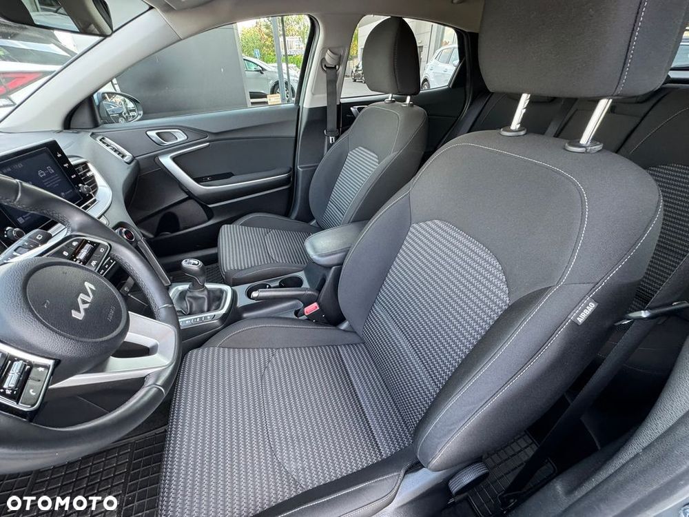 Kia XCeed 1.5 T-GDI M - 11