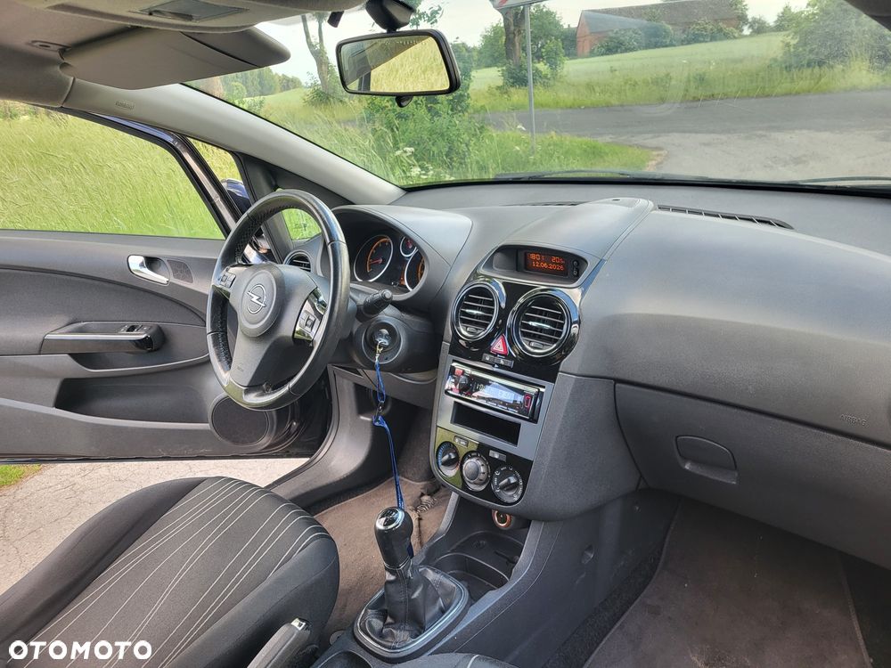Opel Corsa - 7
