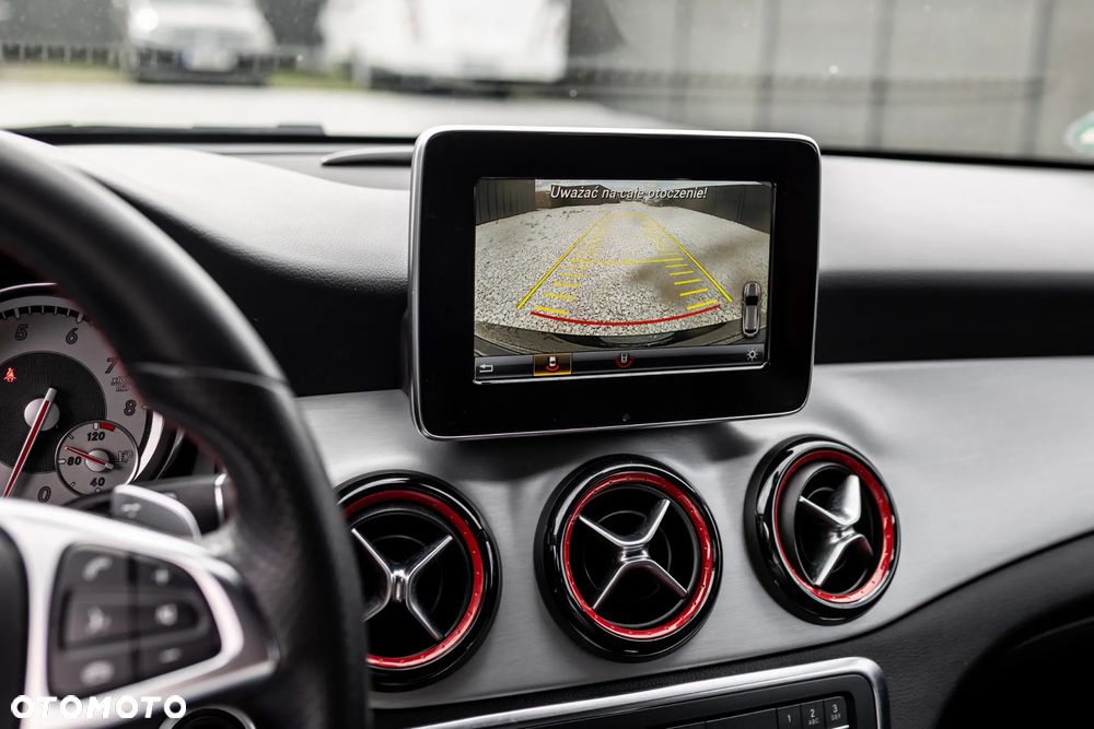 Mercedes-Benz CLA 250 4Matic 7G-DCT Sport - 4