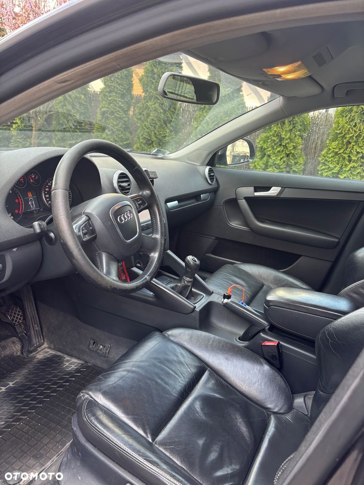 Audi A3 Sportback 1.6 TDI DPF Ambition - 3