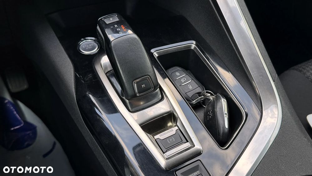 Peugeot 3008 1.6 e-HDi Active S&S - 32