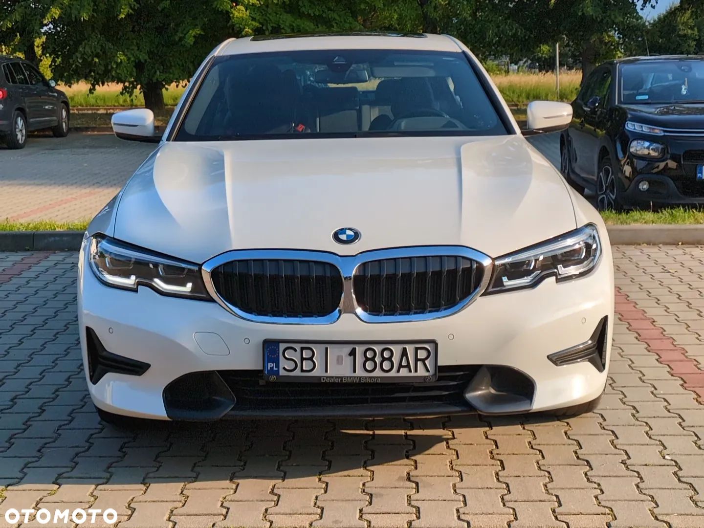 BMW Seria 3 330i Sport Line - 1