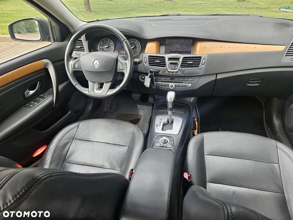 Renault Laguna ver-1-4-turbo-ecoflex-start-stop-edition - 10