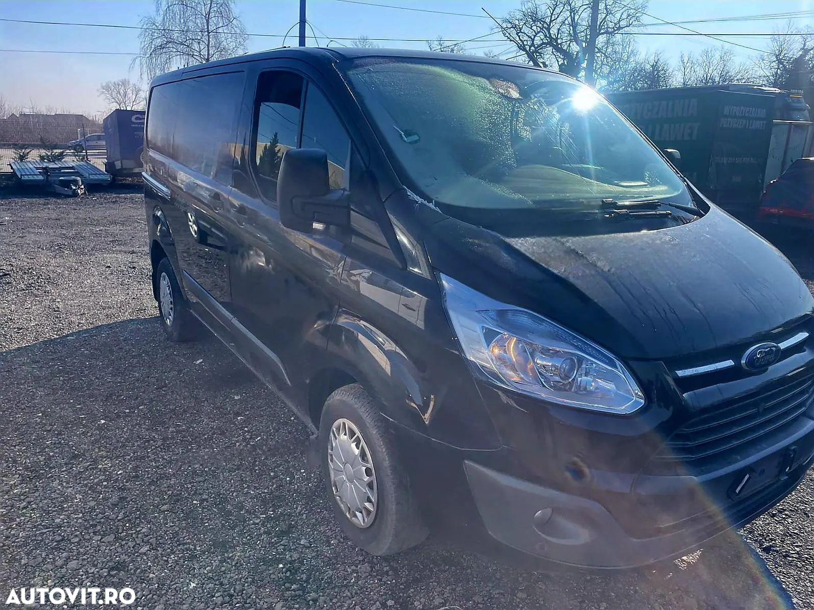 Dezmembrez Ford Tranzit  Custom 2.2 Euro 5 2013 - 1
