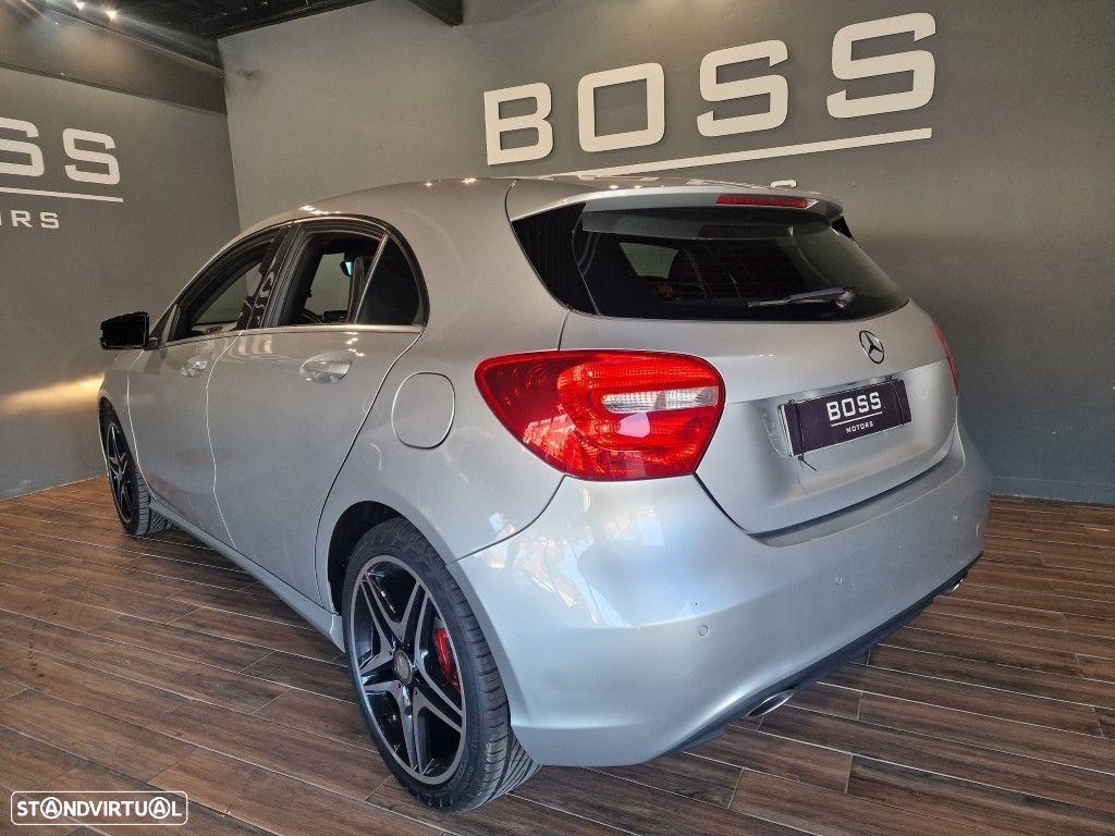 Mercedes-Benz A 200 d AMG Line - 11