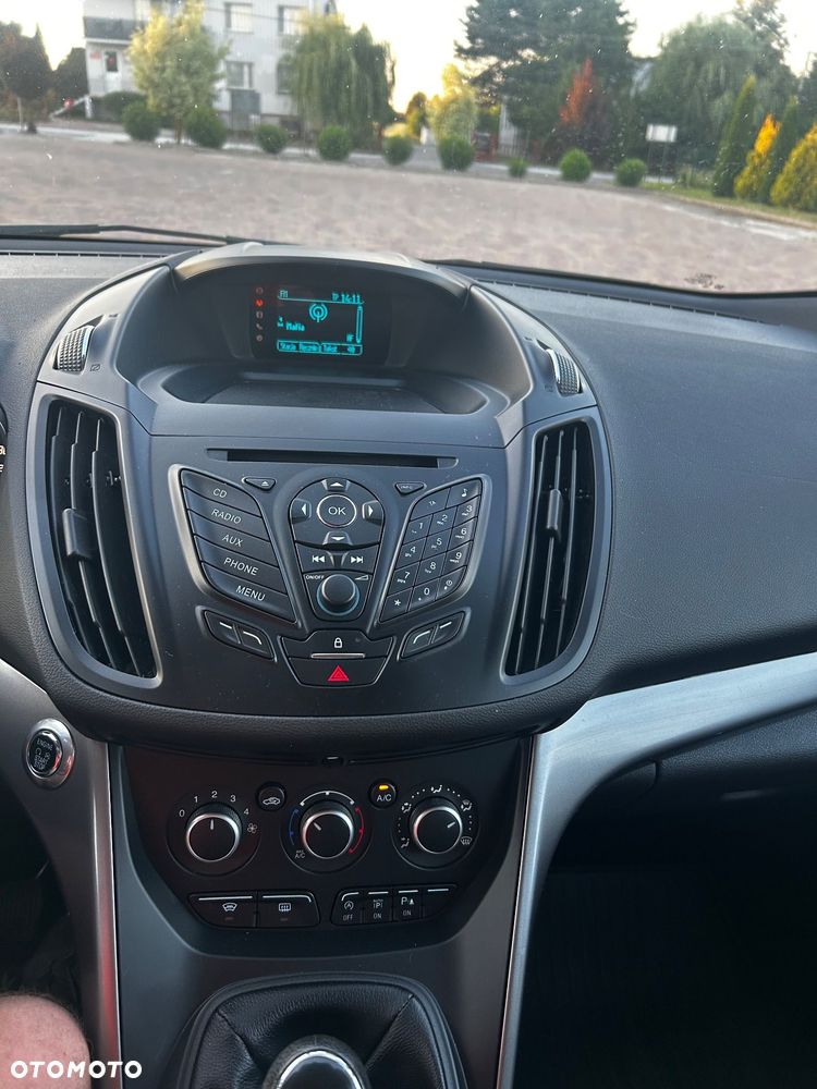 Ford Kuga 1.6 EcoBoost 2x4 SYNC - 25