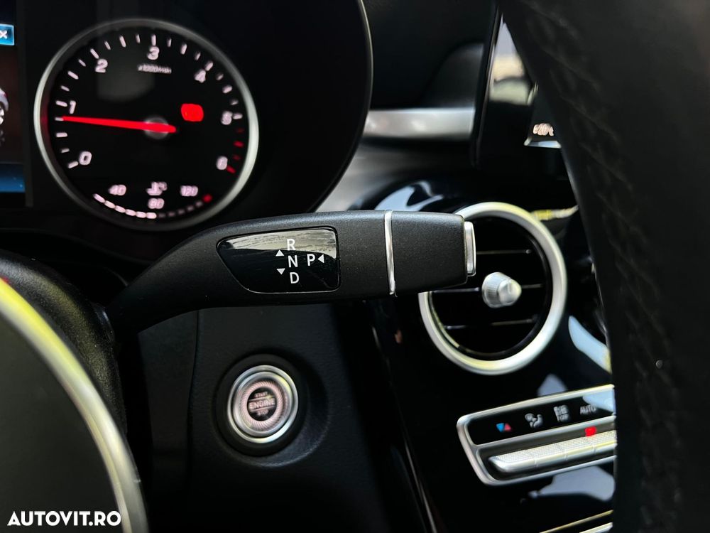 Mercedes-Benz GLC - 16