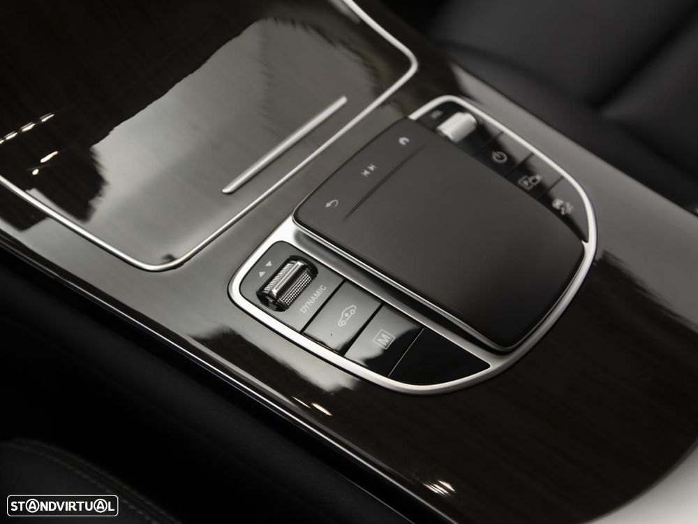 Mercedes-Benz GLC 300 de 4Matic - 25