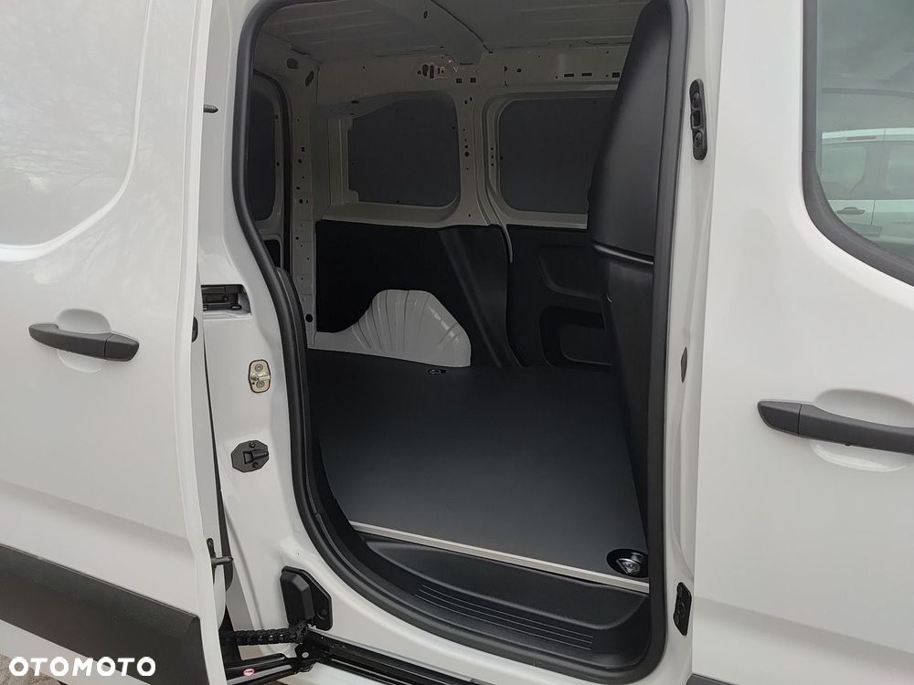 Toyota PROACE CITY - 7