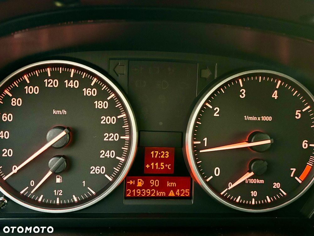 BMW X1 - 8
